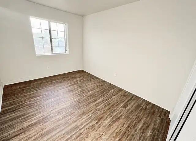 Property at 1616 E 84th St, Los Angeles, CA, 90001, 4 beds, 2 baths, [object Object]