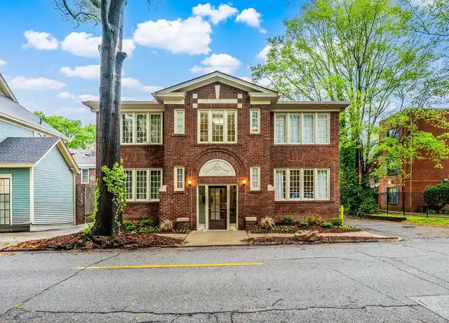Property at 406 E 7th St Apt 2, Little Rock, AR, 72202, 2 beds, 1 bath, [object Object]