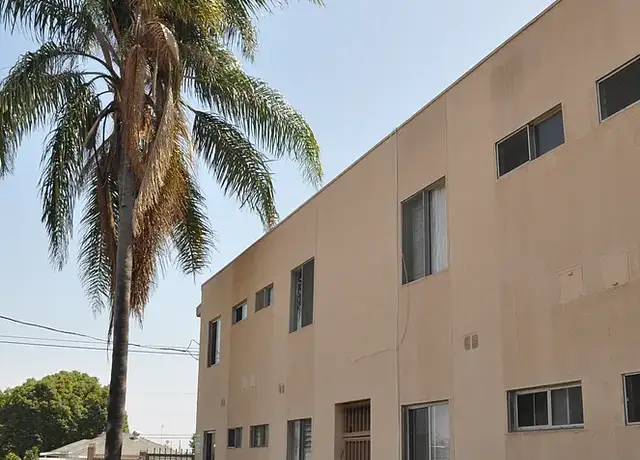 Photo of 1341 W Carson St, Torrance, CA 90501