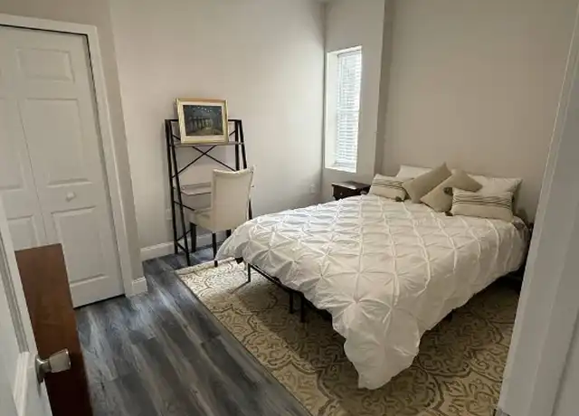 Property at 1602 N Broadway, Baltimore, MD, 21213, 1 bed, 1 bath, [object Object]