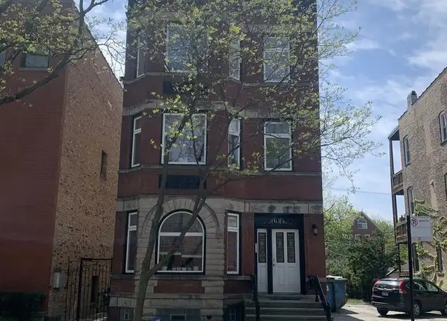 Property at 1303 W Flournoy St Unit 3F, Chicago, IL, 60607, 3 beds, 1 bath, [object Object]