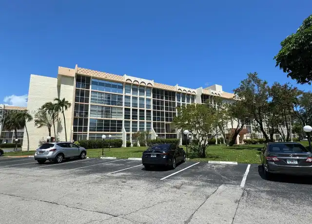 Property at 851 Three Islands Blvd #407, Hallandale Beach, FL, 33009, 1 bed, 1.5 baths, [object Object]