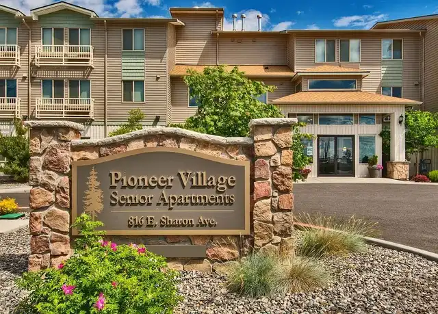Property at Pioneer Village Retirement Community - 816 Sharon Ave E, Moses Lake, WA, 98837, 1 bed, 1 bath, [object Object]