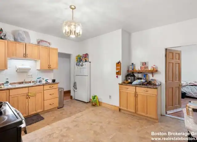 Property at 70 Hillside St, Boston, MA, 02120, 3 beds, 1 bath, [object Object]
