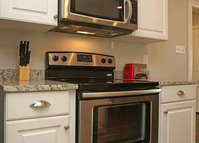 Property at The Ihles Townhomes - 4821 Amy St, Lake Charles, LA, 70605, 1-3 bed, 1-2.5 bath, [object Object]
