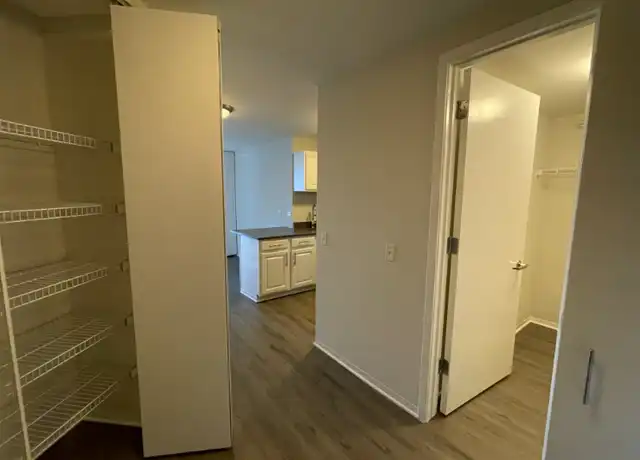 Property at 575 N State St Unit 4405, Chicago, IL, 60654, 0 beds, 1 bath, [object Object]