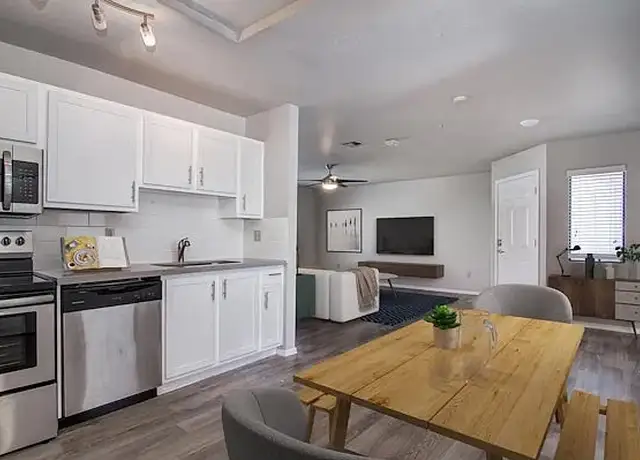 Photo of 36 E Vaughn Ave, Gilbert, AZ 85234