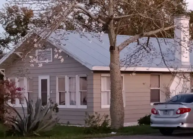 Property at 308 W Smith Ave, Lake Hamilton, FL, 33851, 2 beds, 1 bath, [object Object]
