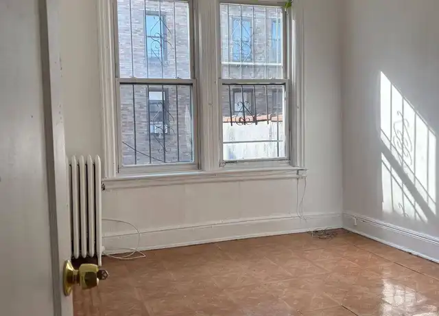 Property at 689 Sanford Ave, Newark, NJ, 07106, 1 bed, 1 bath, [object Object]