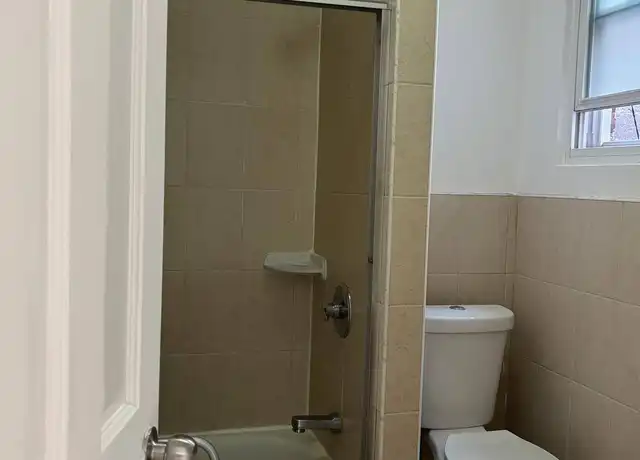 Property at 689 Sanford Ave, Newark, NJ, 07106, 1 bed, 1 bath, [object Object]