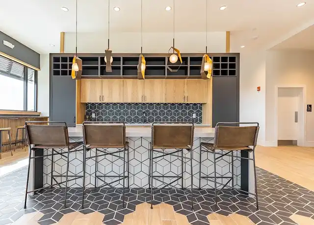 Property at West End at City Walk - 2250 McGregor Blvd, Fort Myers, FL, 33901, 0-1 beds, 1 bath, [object Object]