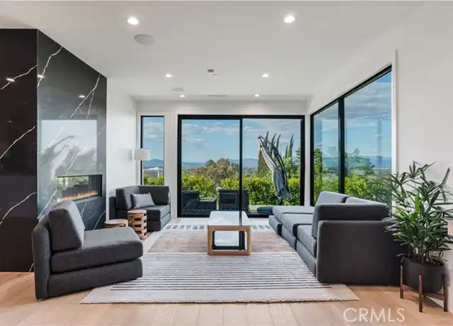 Property at 14614 Round Valley Dr, Sherman Oaks, CA, 91403, 5 beds, 6 baths, [object Object]