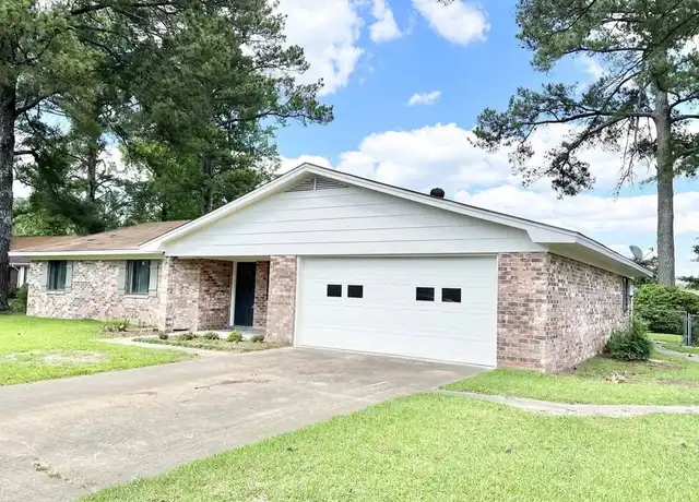 Property at 3412 Camellia Cir, Columbus, MS, 39705, 4 beds, 2 baths, [object Object]