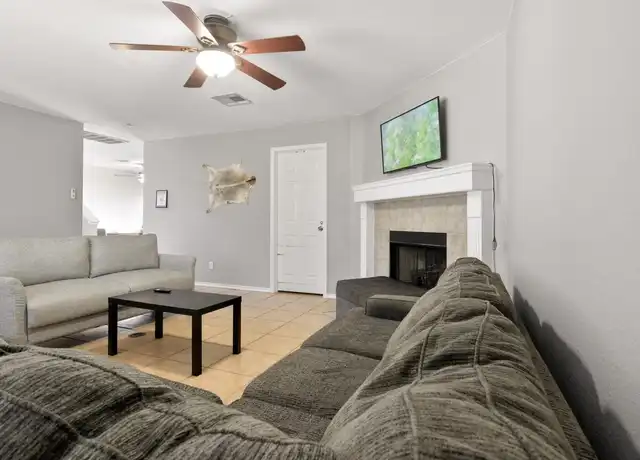 Property at 105 Keegans Way Unit 1A, Kyle, TX, 78640, 6 beds, 2 baths, [object Object]