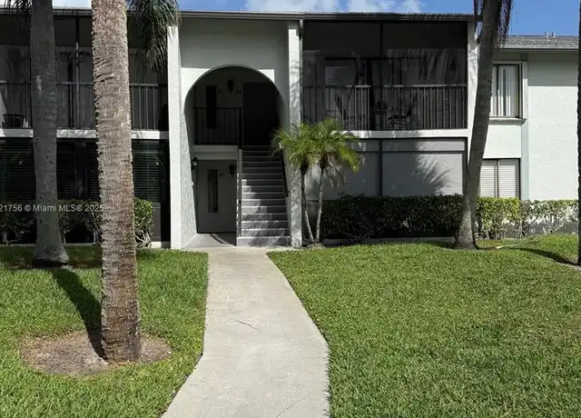 Property at 1014 Green Pine Blvd Unit H1, West Palm Beach, FL, 33409, 3 beds, 2 baths, [object Object]
