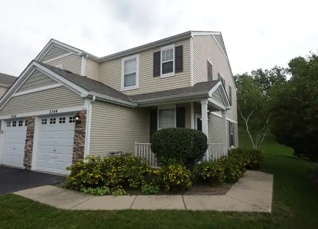 Property at 2244 Flagstone Ln Unit 2244, Carpentersville, IL, 60110, 2 beds, 1.5 baths, [object Object]