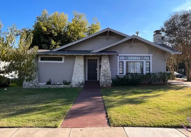 Property at 502 E Locust St, San Antonio, TX, 78212, 2 beds, 2 baths, [object Object]