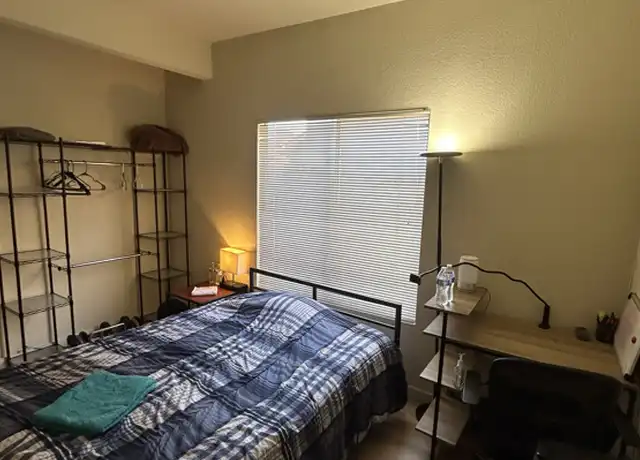 Property at 23604 Tarara Dr, Moreno Valley, CA, 92557, 1 bed, 1 bath, [object Object]