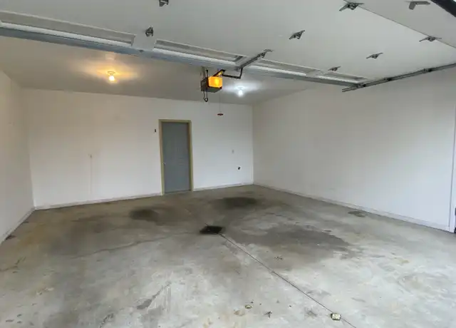 Property at 312 NE Xing, Holland, MI, 49423, 2 beds, 2 baths, [object Object]