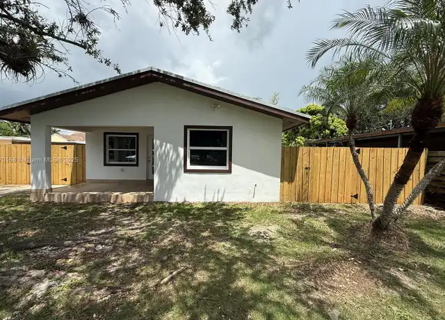 Property at 18333 SW 296th St Unit 18333, Homestead, FL, 33030, 3 beds, 2 baths, [object Object]