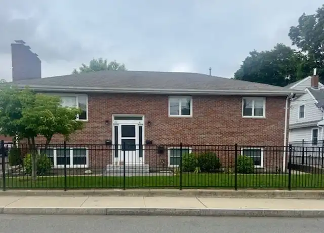 Property at 45 Cedar St Unit 45, Waltham, MA, 02453, 1 bed, 1 bath, [object Object]