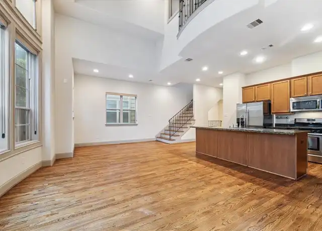 Property at 1604 Ennis St, Houston, TX, 77003, 3 beds, 3 baths, [object Object]