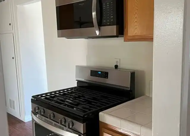 Property at 613 E Lemon Ave, Glendora, CA, 91741, 2 beds, 1 bath, [object Object]
