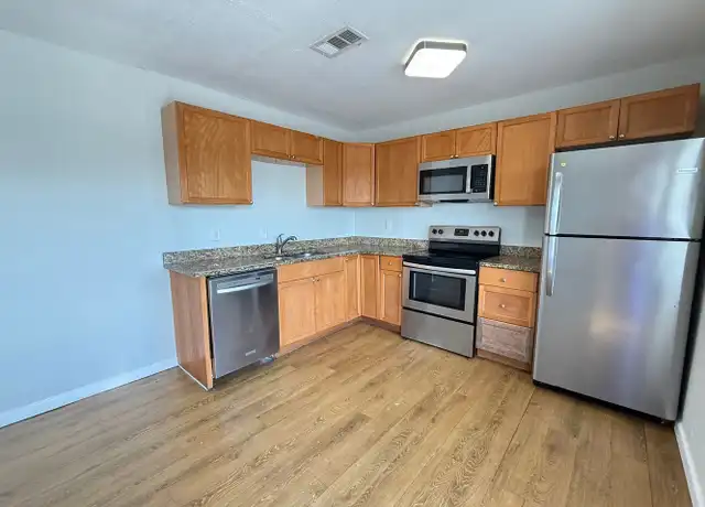 Property at 1010 5th St W Unit A-12, Bradenton, FL, 34205, 2 beds, 1 bath, [object Object]