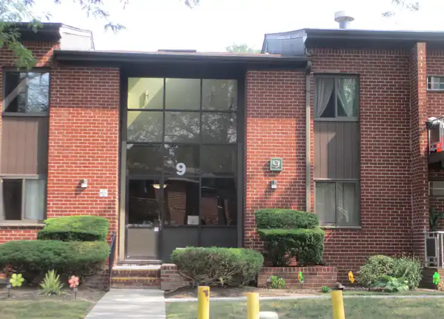 Property at 9 Darian Ct Unit 1A, Pomona, NY, 10970, 2 beds, 2 baths, [object Object]