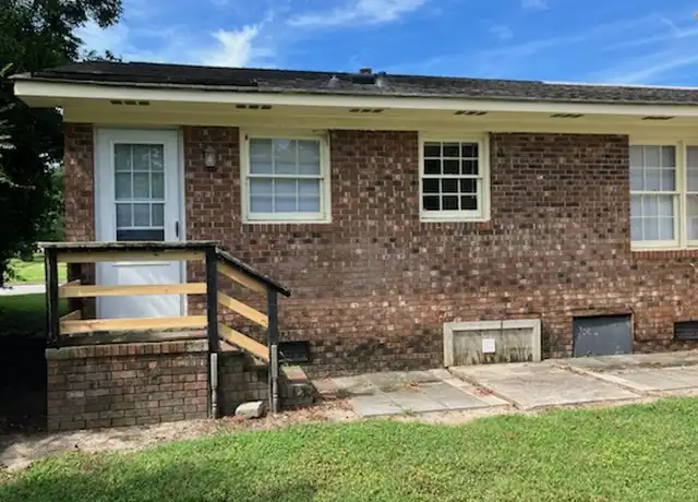 Property at 308 E 5th St, Washington, NC, 27889, 2 beds, 1 bath, [object Object]