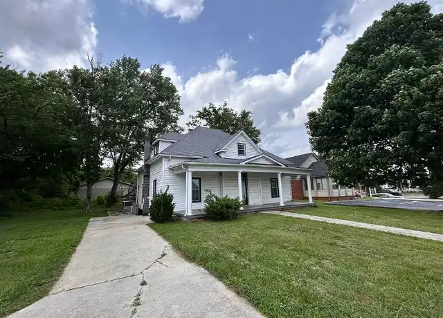 Property at 510 W 3rd North St, Morristown, TN, 37814, 5 beds, 3 baths, [object Object]