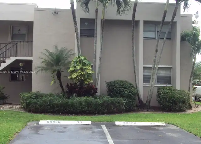 Property at 8530 Old Country Mnr #132, Davie, FL, 33328, 2 beds, 2 baths, [object Object]