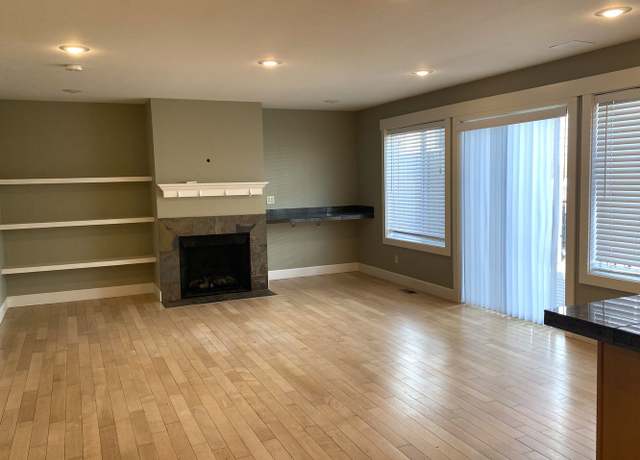 Photo of 104 Vineyard Ln Unit B, Chelan, WA 98816