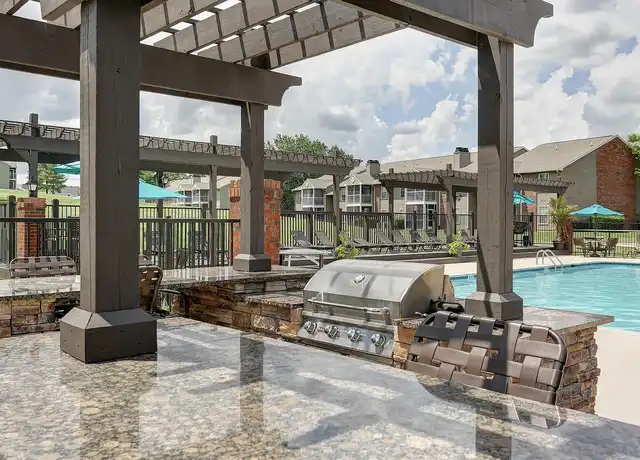 Property at 1 Williamsburg Dr, Hendersonville, TN, 37075, 1-2 bed, 1-2 bath, [object Object]