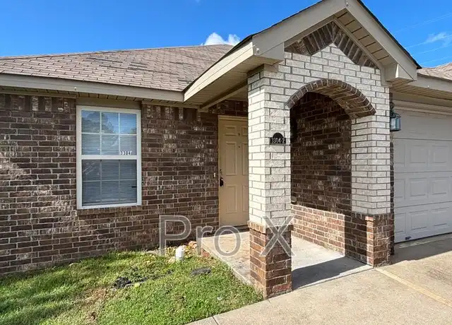 Property at 3304 SW Victoria Pl Unit 2, Bentonville, AR, 72712, 3 beds, 2 baths, [object Object]
