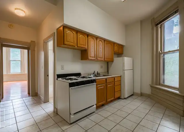 Property at 56 W Starr Ave Apt 3, Columbus, OH, 43201, 1 bed, 1 bath, [object Object]
