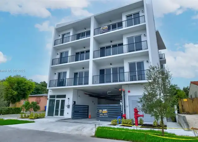 Property at 2010 SW 25th Ter Unit 204, Miami, FL, 33133, 3 beds, 2 baths, [object Object]
