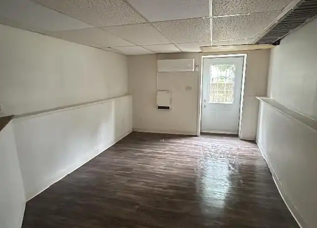 Property at 505 E Locust St, Bloomington, IL, 61701, 0 beds, 1 bath, [object Object]