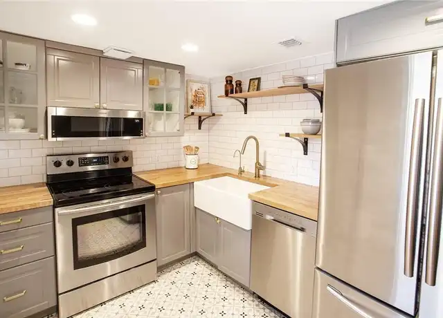 Property at 2600 S Course Dr #202, Pompano Beach, FL, 33069, 2 beds, 2 baths, [object Object]
