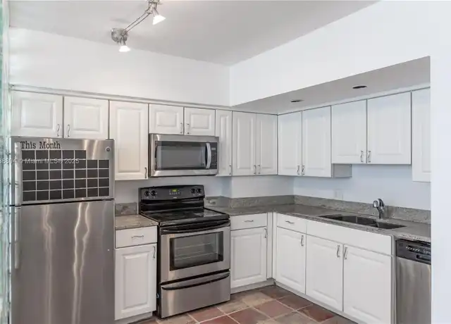 Property at 1250 West Ave Unit 8R, Miami Beach, FL, 33139, 0 beds, 1 bath, [object Object]