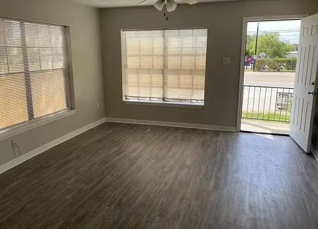 Property at 106 Waverly Dr Unit B, Bryan, TX, 77801, 2 beds, 1 bath, [object Object]
