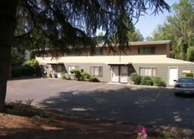 Property at 7827 SW 30th Ave #5, Portland, OR, 97219, 2 beds, 2 baths, [object Object]