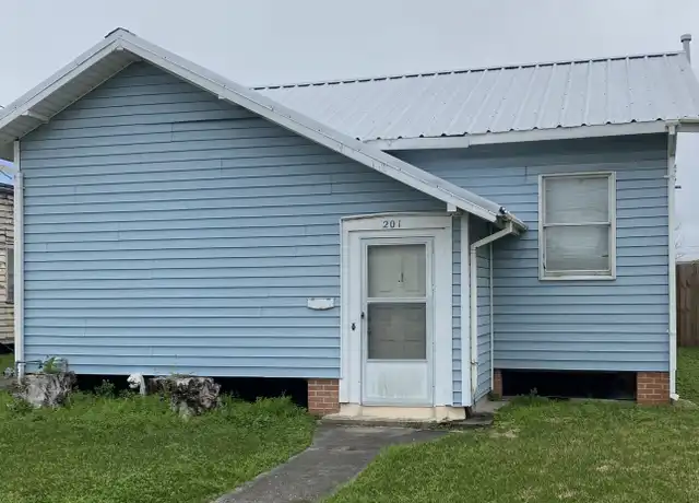 Property at 201 Naquin St, Houma, LA, 70360, 3 beds, 2 baths, [object Object]