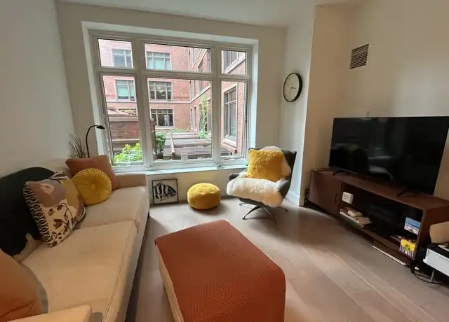 Property at 100 Lovejoy Wharf Unit 4L, Boston, MA, 02114, 1 bed, 1 bath, [object Object]