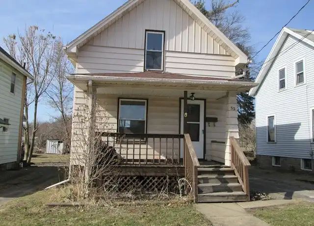 Property at 32 Stambaugh St, Girard, OH, 44420, 2 beds, 1 bath, [object Object]