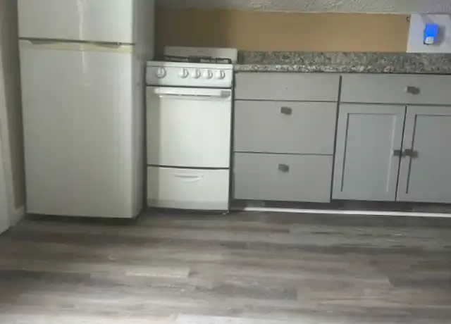 Property at 3450 E 119th St Unit 3, Cleveland, OH, 44120, 2 beds, 1 bath, [object Object]