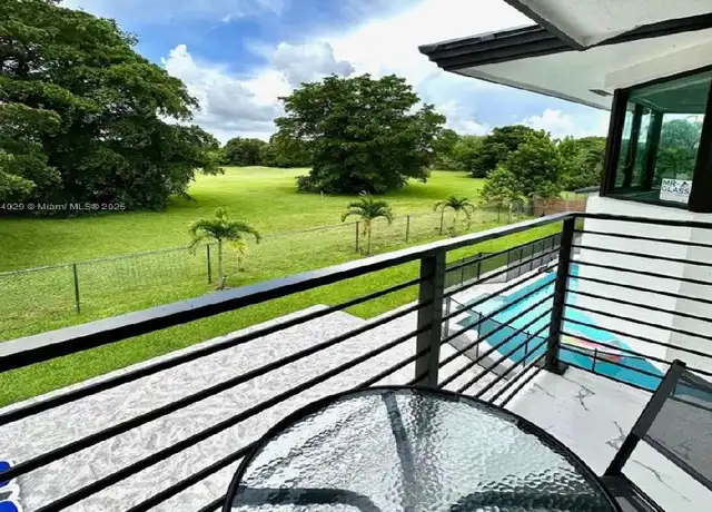 Property at 9410 E Calusa Club Dr Unit 1, Miami, FL, 33186, 1 bed, 1 bath, [object Object]