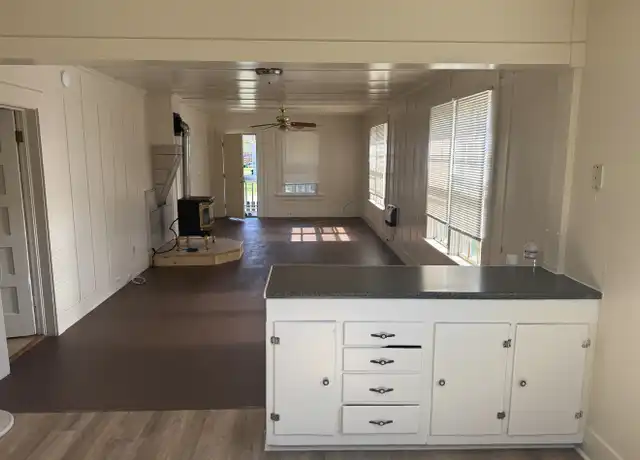 Property at 713 Cedar Ave, Weed, CA, 96094, 3 beds, 2 baths, [object Object]