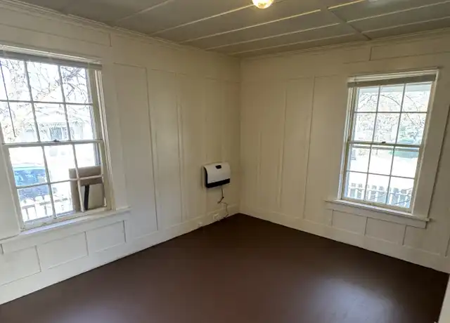 Property at 713 Cedar Ave, Weed, CA, 96094, 3 beds, 2 baths, [object Object]