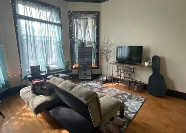Property at 1604 E Kane Pl Unit 1, Milwaukee, WI, 53202, 1 bed, 1 bath, [object Object]